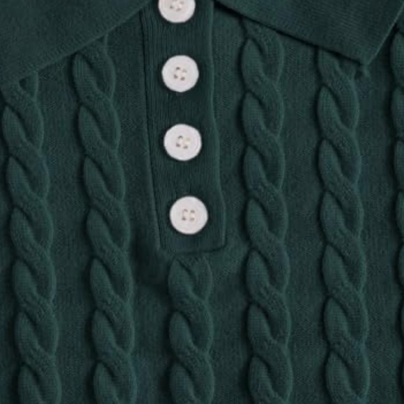 Verdusa Women's Button Front Short Sleeve Cable Knit Crop Top Dark Green XSmall - Picture 4 of 4